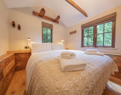 Nutkin Cottage with own hot-tub nr N Norfolk coast